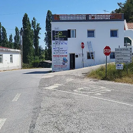 Oliver'S Place Guesthouse Casal Pereiro Exterior photo