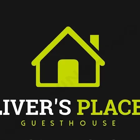 Oliver'S Place Guesthouse Casal Pereiro Exterior photo